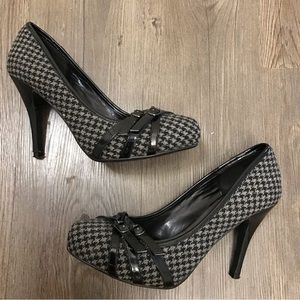 Houndstooth heels